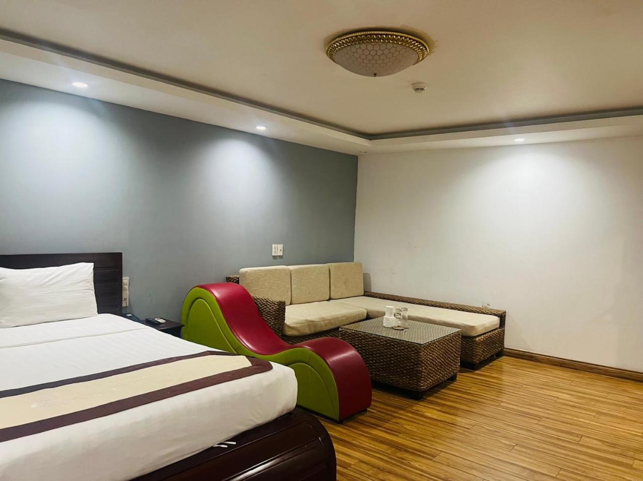 Khach San Avatar Hotell Ho Chi Minh-staden Exteriör bild